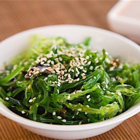 10. TENGERI ALGA SALÁTA / 10. SEAWEED SALAD · original