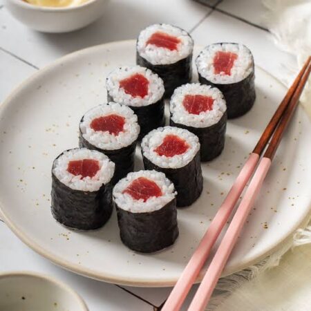 M4. TUNA MAKI / M4. TUNA MAKI · original